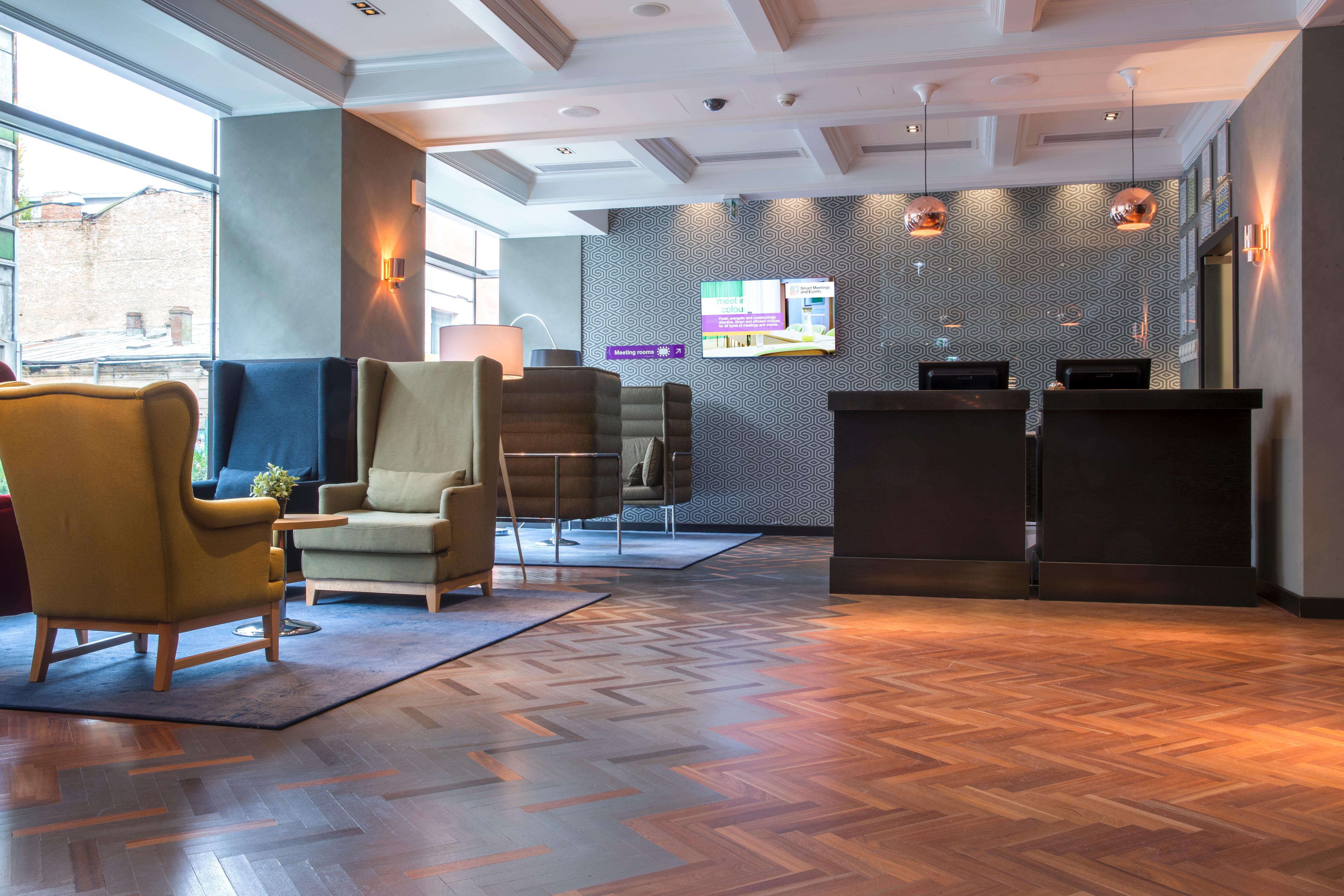 Park Inn By Radisson Bucharest Hotel & Residence Esterno foto