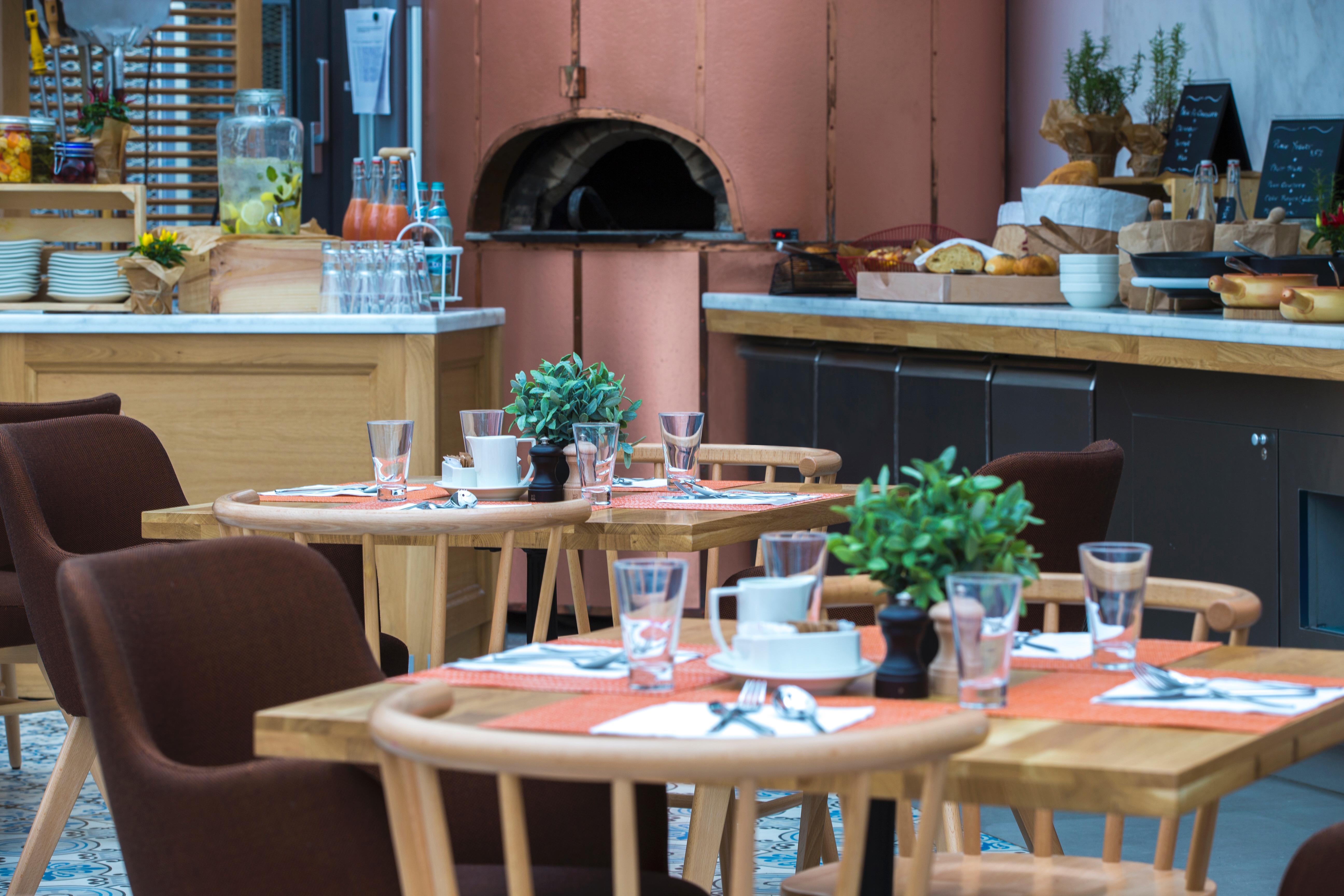 Park Inn By Radisson Bucharest Hotel & Residence Esterno foto